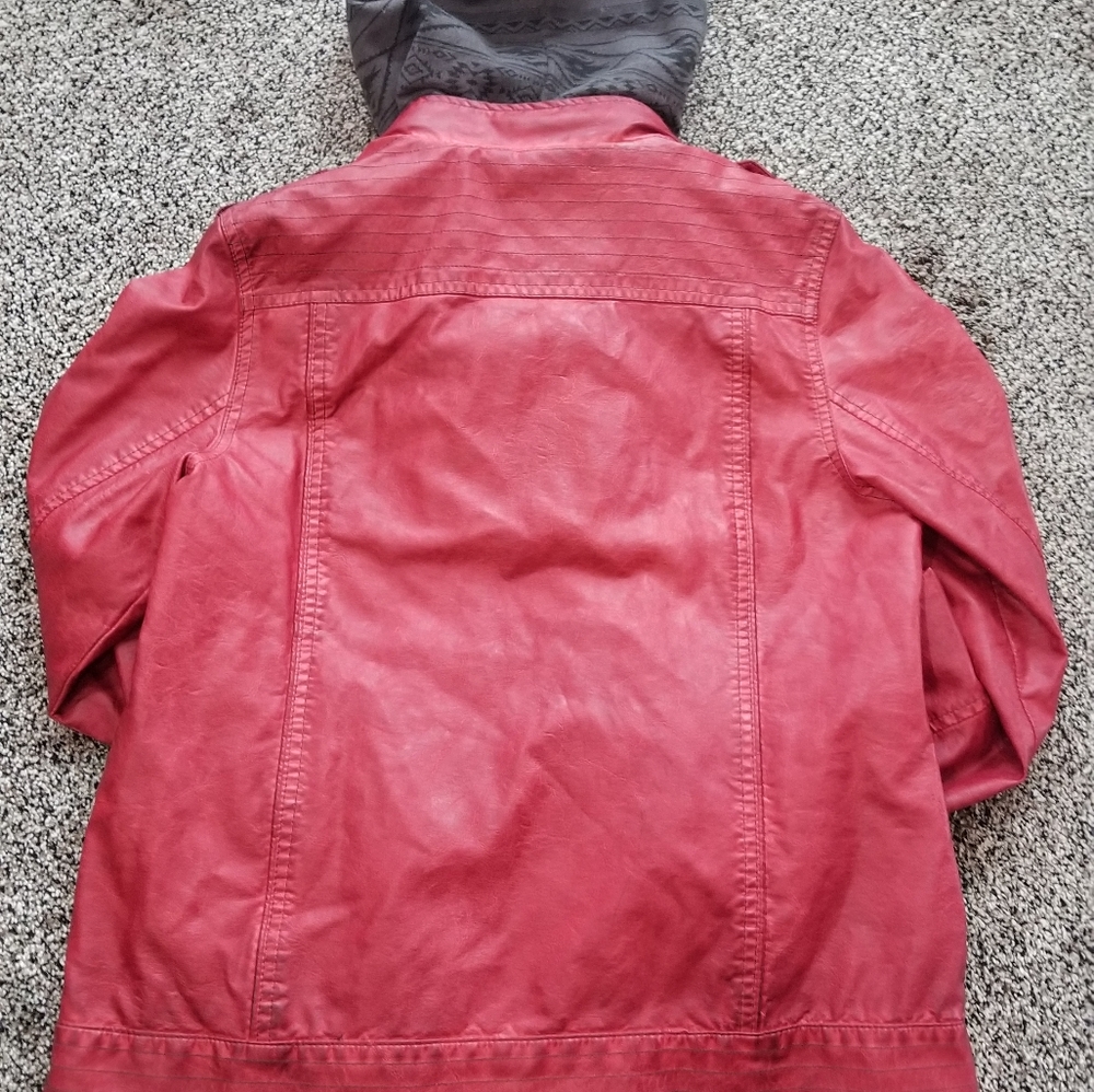 Buckle jacket - Picture 2 of 3